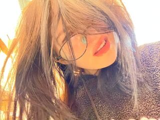 camgirl masturbating ToriTrevino