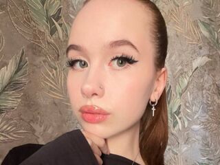 beautiful girl cam VelvetForst