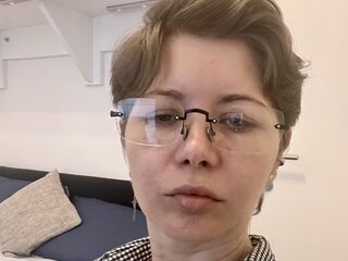 webcamgirl chat VelvetVenom