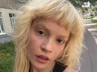 camgirl fingering pussy WilliaMarquart