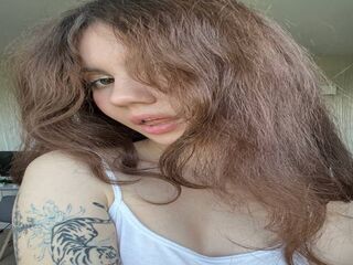 camslut topless WilliamSith