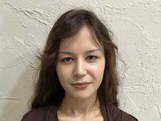 camgirl fingering pussy YokoLisa