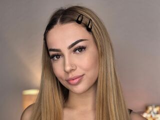 camgirl showing tits ZaraPlaya