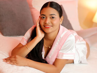 free live chat ZariRiley