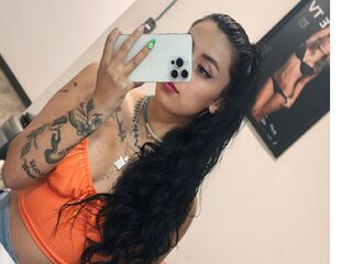 camgirl playing with dildo lorecastillo